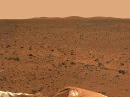 موظفة في ناسا تكشف انها شاهدت بشرا في المريخ
