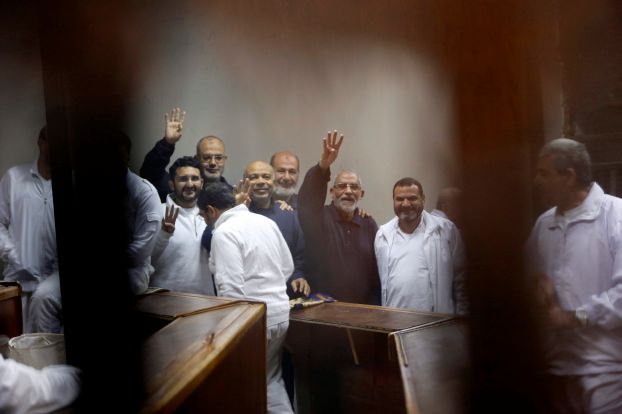 السجن سنوات عدة لـ40 من انصار مرسي