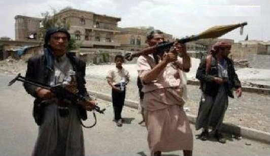 اشتباكات بين الحوثيين بعد انشقاق العشرات