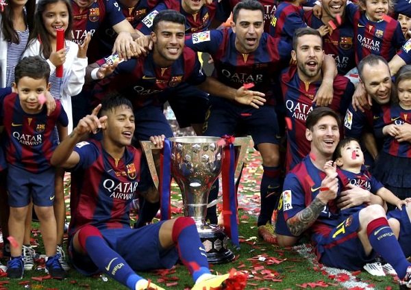 برشلونة يتطلّع لكسب دوري الأبطال بعد الملك والليغا