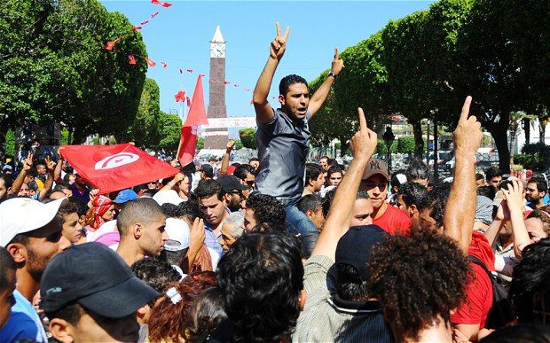 غضب في تونس بعد الترخيص لجمعية خاصة بالشواذ