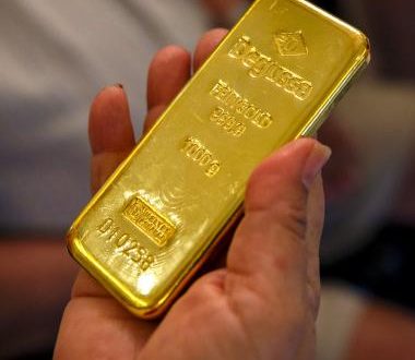 سعر اونصة الذهب يستقر عند 1200 دولار