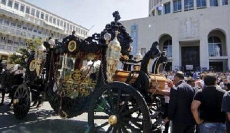 جنازة رئيس المافيا في ايطاليا تُثير غضب المسؤولين