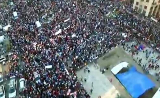 المتظاهرون في بيروت يمهلون الحكومة 72 ساعة لتنفيذ مطالبهم والا التصعيد