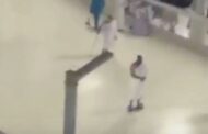 بالفيديو.. سعودي يطوف حول الكعبة بواسطة سكوتر