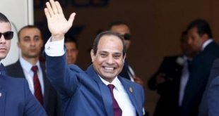 حكومة مصر برئاسة اسماعيل تؤدي اليمين الدستورية