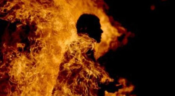 تونس تشهد وفاة شاب جديد أحرق نفسه في صفاقس