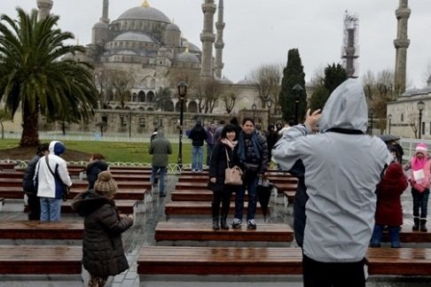 داعش يفجّر السلطان احمد ويقتل 9 المان في تركيا