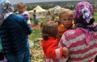 الجوع يُجبر السوريين على أكل الاعشاب