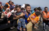 تقرير طبي يتهم اللاجئين بالجنون والانفصام