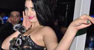 بالصور.. الراقصة صافيناز في عيد الأم مع والدتها