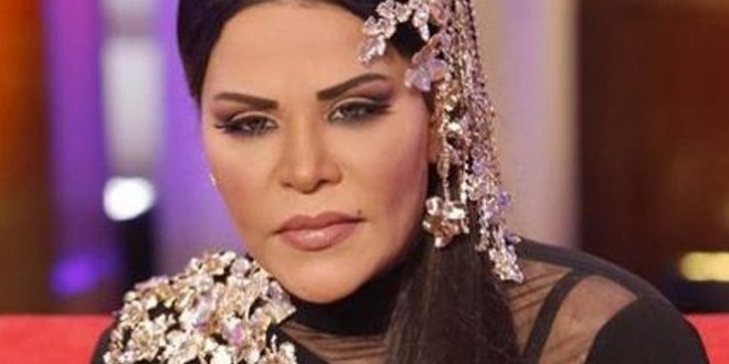 الطاووس أحلام تنفش ريشها من جديد
