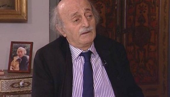 جنبلاط يعلن استقالته في الجلسة المقبلة ويطلب رضى نصرالله