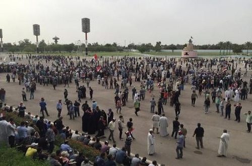 انسحاب العراقيين المعتصمين بالمنطقة الخضراء