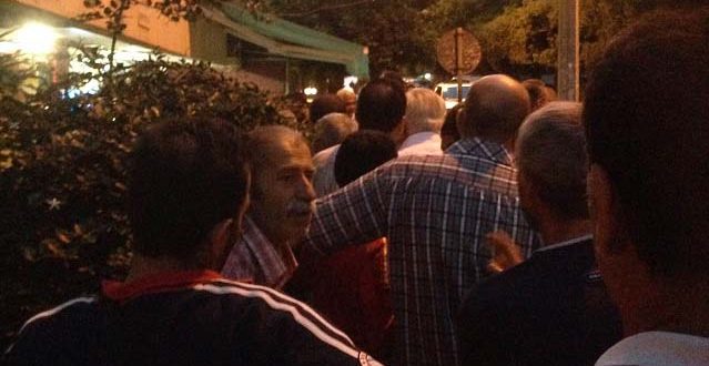 بالفيديو: على ابواب قريطم اهالي بيروت يشحذون الليرة من الحريري