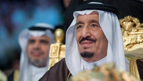 اوامر ملكية في السعودية: اعفاء وزراء وتغيير اسماء وزارات