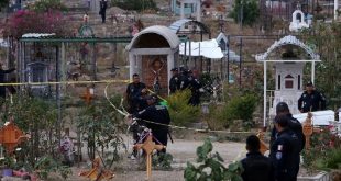 استخراج 100 جثة من مقبرة جماعية في المكسيك