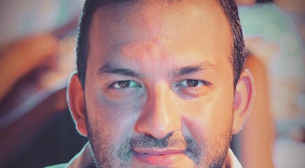 طارق كرم يتوعّد بفكّ رقبة كل متطاول ويعتبر ناصر فقيه استاذه
