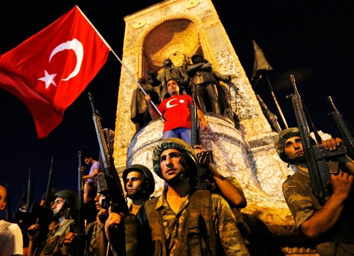 بريطانيا تتهم الامارات بتدبير الانقلاب الفاشل في تركيا