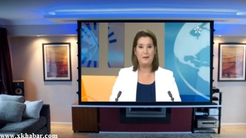 فيديو لمذيعة مغربية تتعرض لموقف محرج على الهواء
