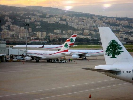 العثور على حقيبة مليئة بالكوكايين في مطار بيروت