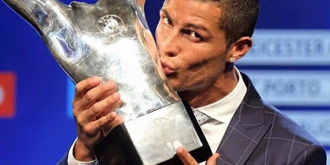 من شكر رونالدو بعد فوزه بجائزة أفضل لاعب في اوروبا ؟