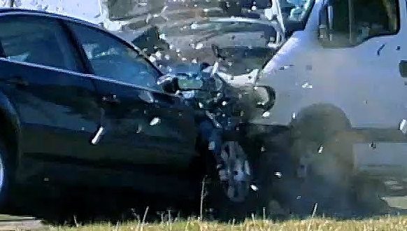 حادث سير في اللبوة يوقع 10 جرحى