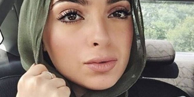 لأول مرة بالتاريخ.. محجبة على غلاف مجلة اباحية