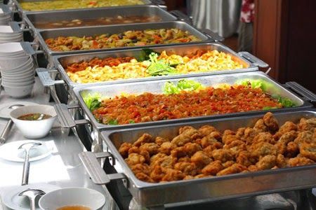 طعام العرس بين البوفيه المفتوح وخدمة الطاولة