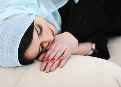 قلة النوم في رمضان تزيد مشقة الصيام