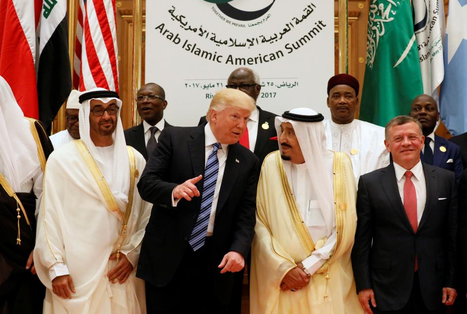 واشنطن تدعو دول الخليج للحفاظ على وحدتها