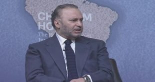 وزير اماراتي يتهم مصرف قطر المركزي بتمويل الارهاب