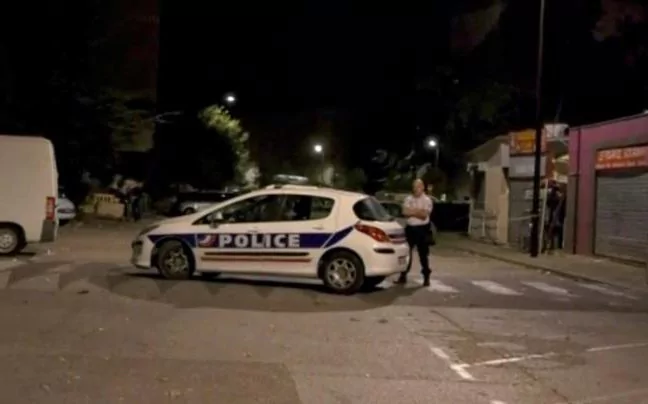 إطلاق نار قرب مسجد بفرنسا يصيب ثمانية