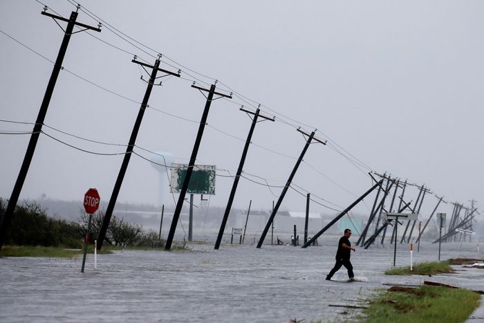 خسائر إعصار هارفي في تكساس بلغت 180 مليار دولار