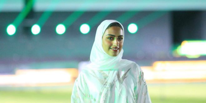 تعرّف على أول امرأة سعودية في احتفالات اليوم الوطني