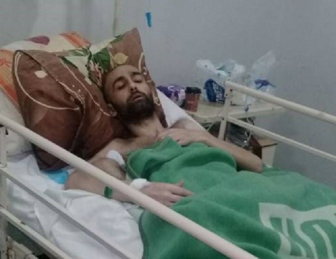 لاعب كرة قدم لبناني يناشد مساعدته في المستشفى ودفع التكاليف