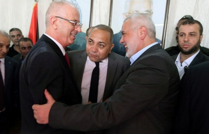 أول اجتماع للحكومة الفلسطينية في غزة بعد المصالحة