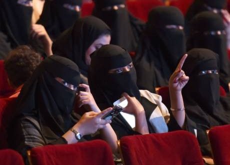 فتح دور السينما في السعودية بداية العام 2018