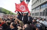 اعتقال العشرات في تونس رغم تراجع المظاهرات