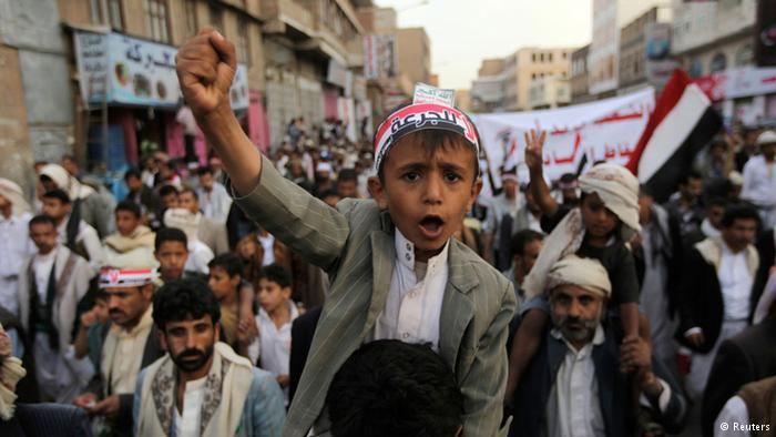 طرد آلاف العمال اليمنيين من السعودية