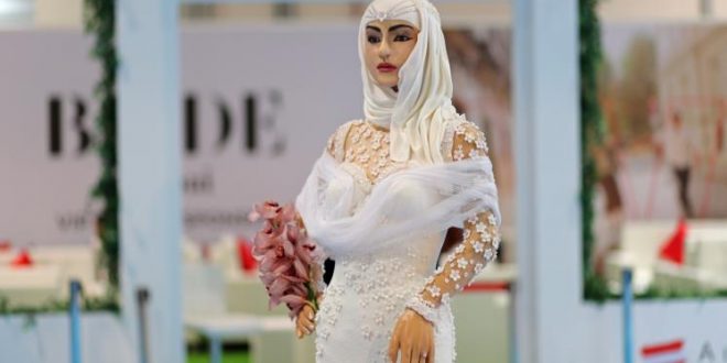 العروس المعروضة للبيع