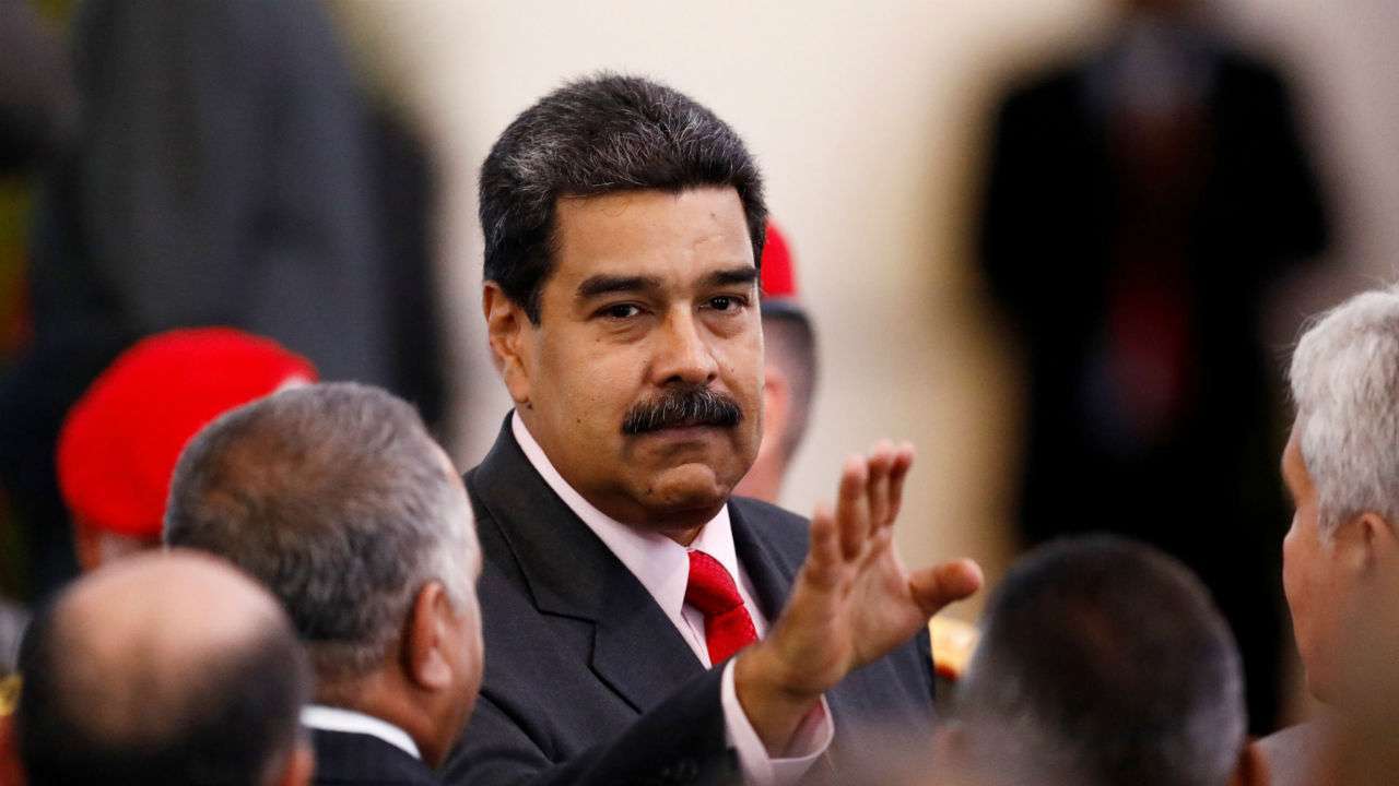 سجن رجلين في فنزويلا 20 عاما بعد تشبيه الرئيس بالحمار