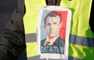 الديكتاتور الفرنسي يسحق شعبه الاصفر