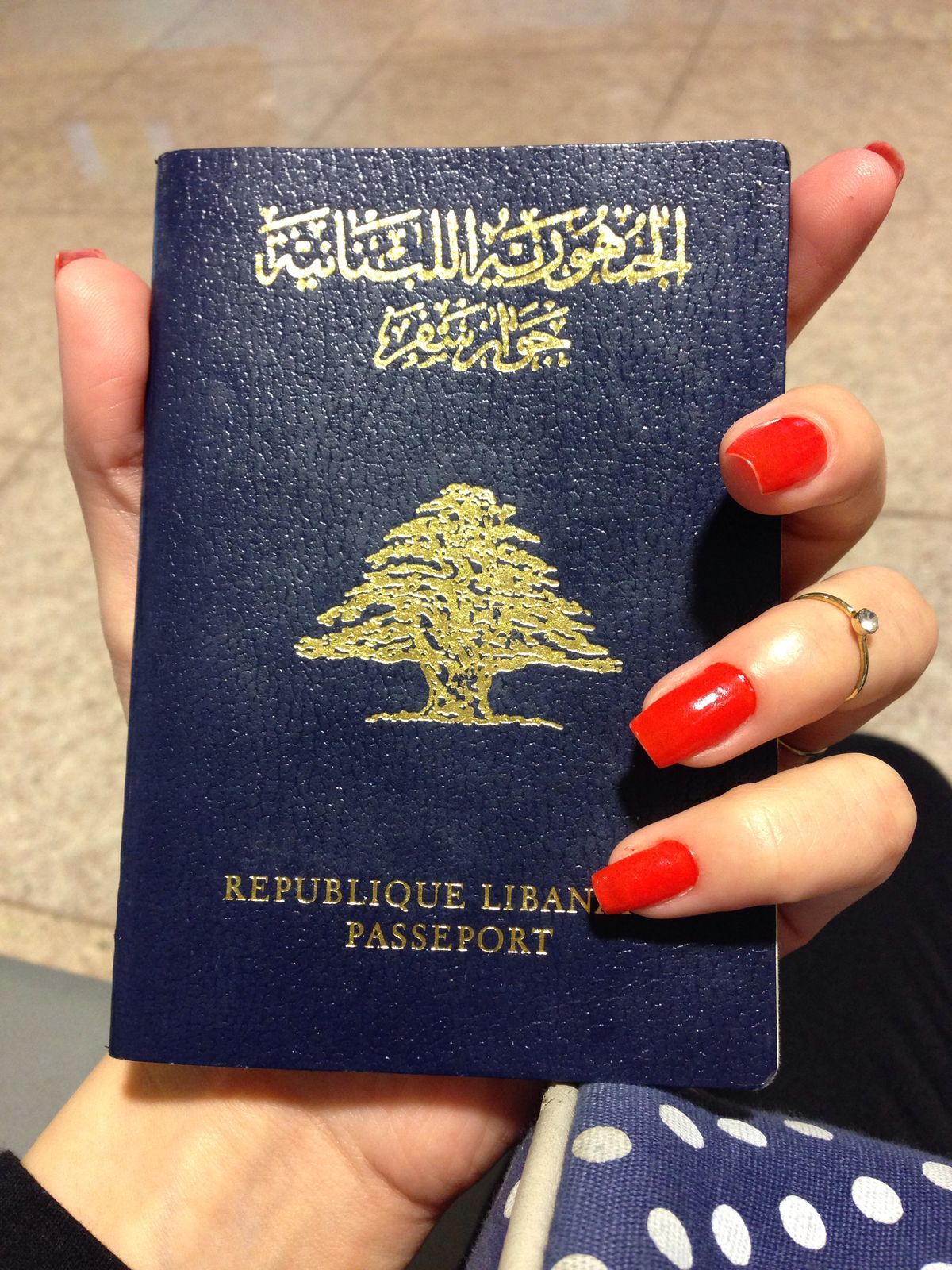كيف ومتى يحقّ للمرأة الأجنبية اكتساب الجنسية اللبنانية ؟