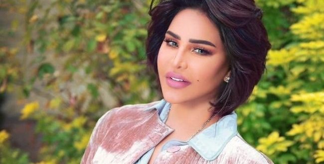 لوك أحلام الجديد يجعلها أكثر شبابية ورشاقة