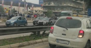 إغلاق طرق ومدارس صباح الجمعة في تصعيد جديد لثوار لبنان