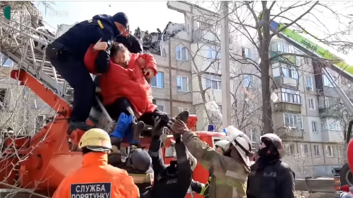 إعلان حظر التجول في كييف اليوم في دلالة على قرب سقوطها